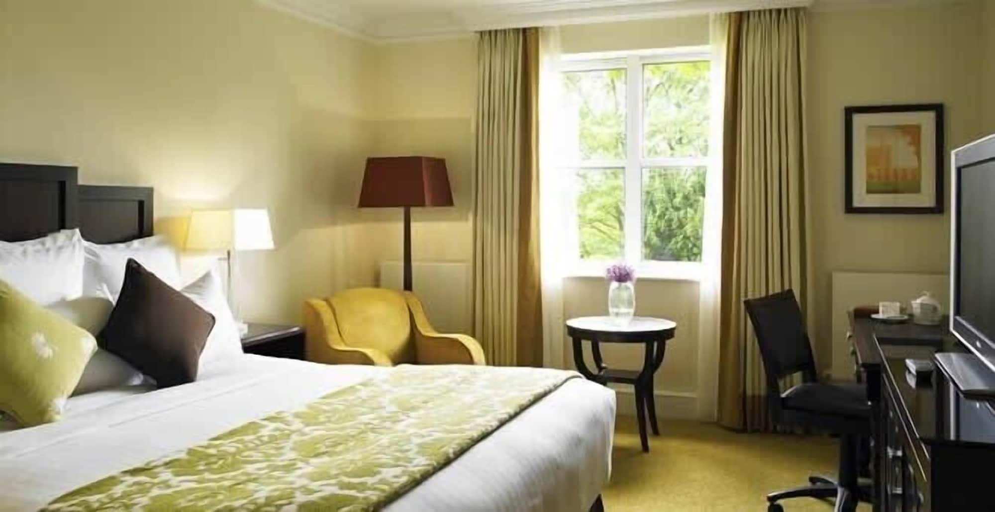 Sprowston Manor Hotel, Golf & Country Club Норуич Екстериор снимка