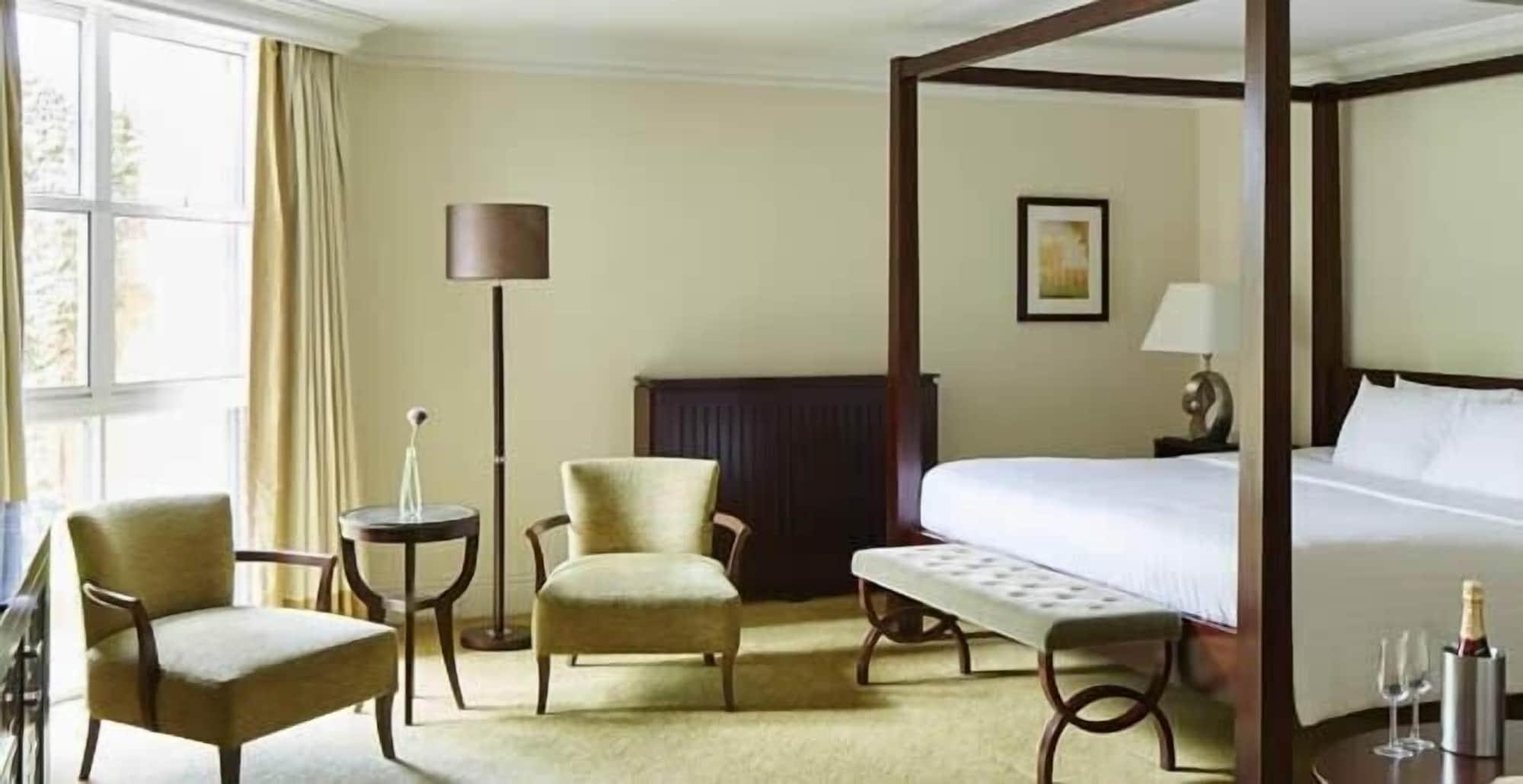 Sprowston Manor Hotel, Golf & Country Club Норуич Екстериор снимка