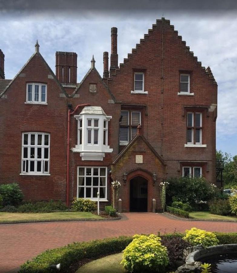 Sprowston Manor Hotel, Golf & Country Club Норуич Екстериор снимка